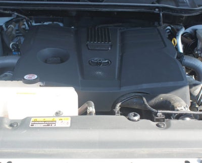2024 Toyota Tundra 4WD SR5