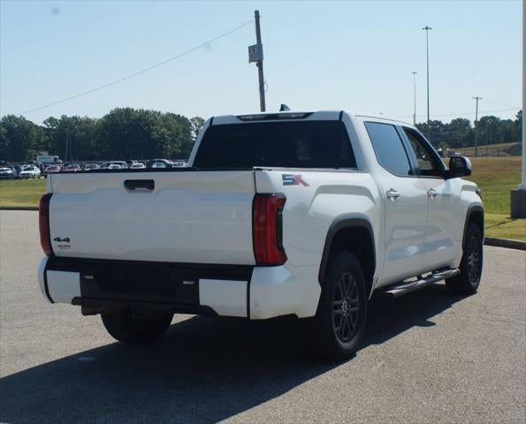 2024 Toyota Tundra 4WD SR5