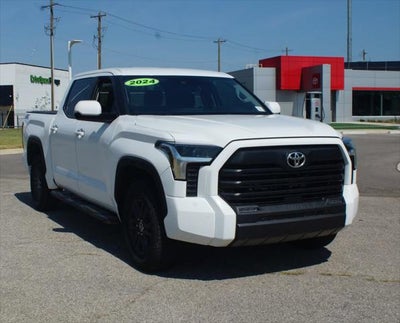 2024 Toyota Tundra 4WD SR5