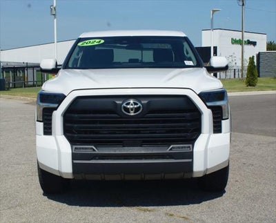2024 Toyota Tundra 4WD SR5