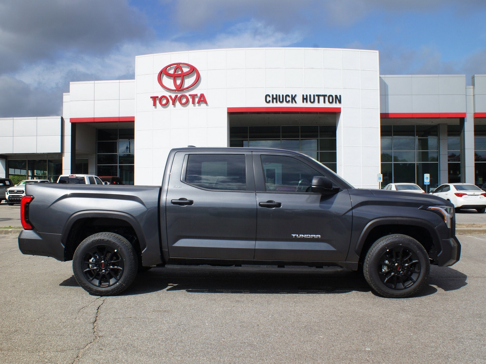 2026 Toyota Tundra 4WD SR5