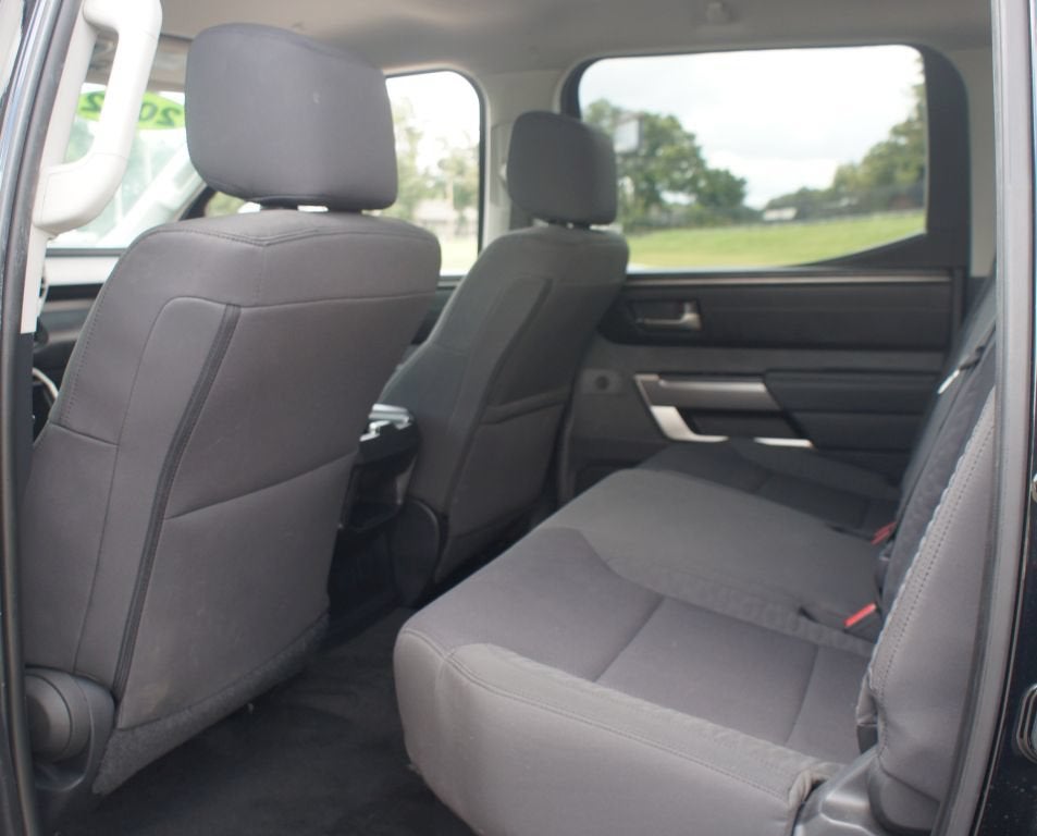 2022 Toyota Tundra 4WD SR5