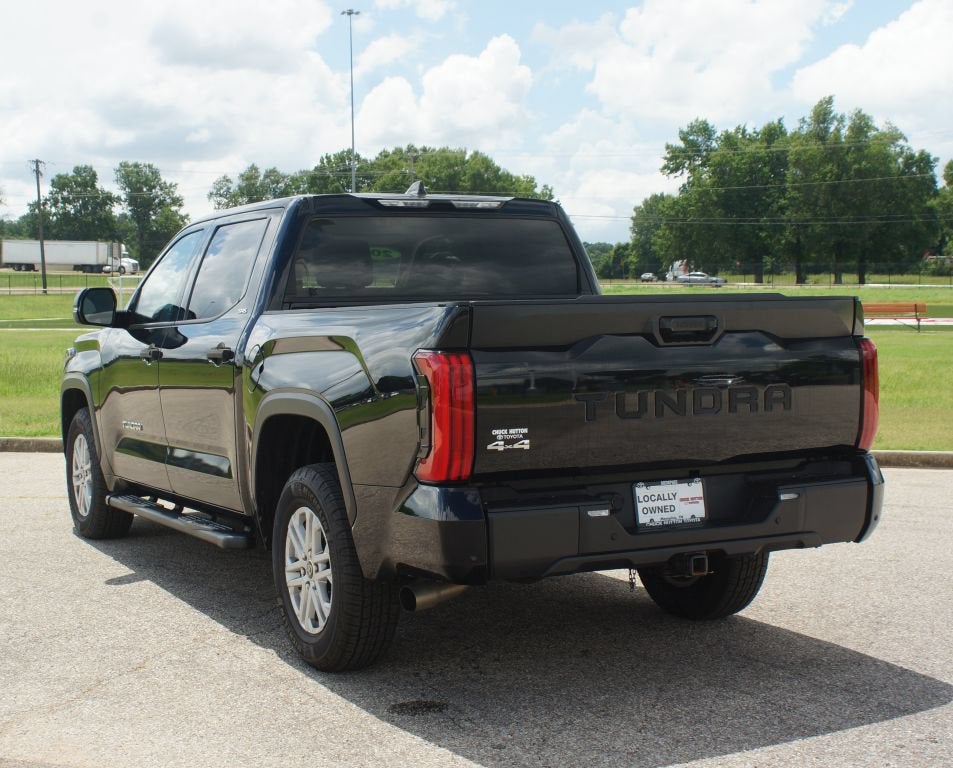 2022 Toyota Tundra 4WD SR5