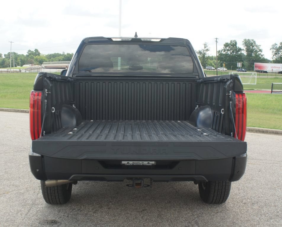 2022 Toyota Tundra 4WD SR5
