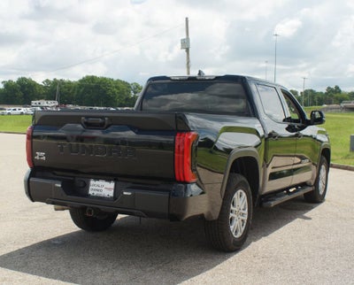 2022 Toyota Tundra 4WD SR5