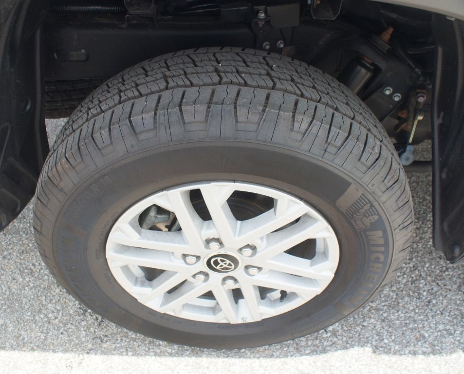 2022 Toyota Tundra 4WD SR5