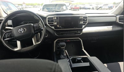 2022 Toyota Tundra 4WD SR5