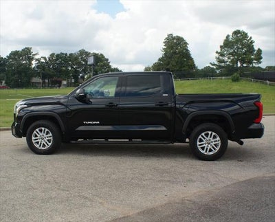 2022 Toyota Tundra 4WD SR5