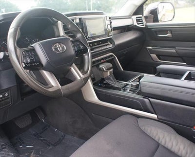 2022 Toyota Tundra 4WD SR5