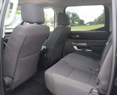 2022 Toyota Tundra 4WD SR5