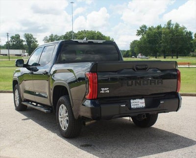 2022 Toyota Tundra 4WD SR5