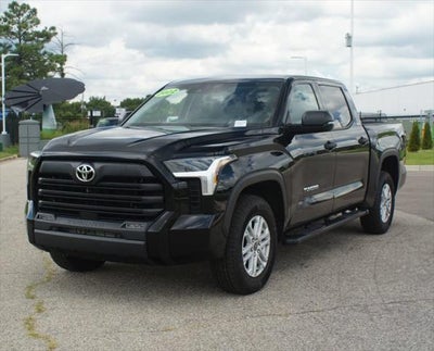 2022 Toyota Tundra 4WD SR5