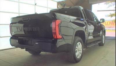 2022 Toyota Tundra 4WD SR5