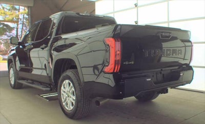 2022 Toyota Tundra 4WD SR5