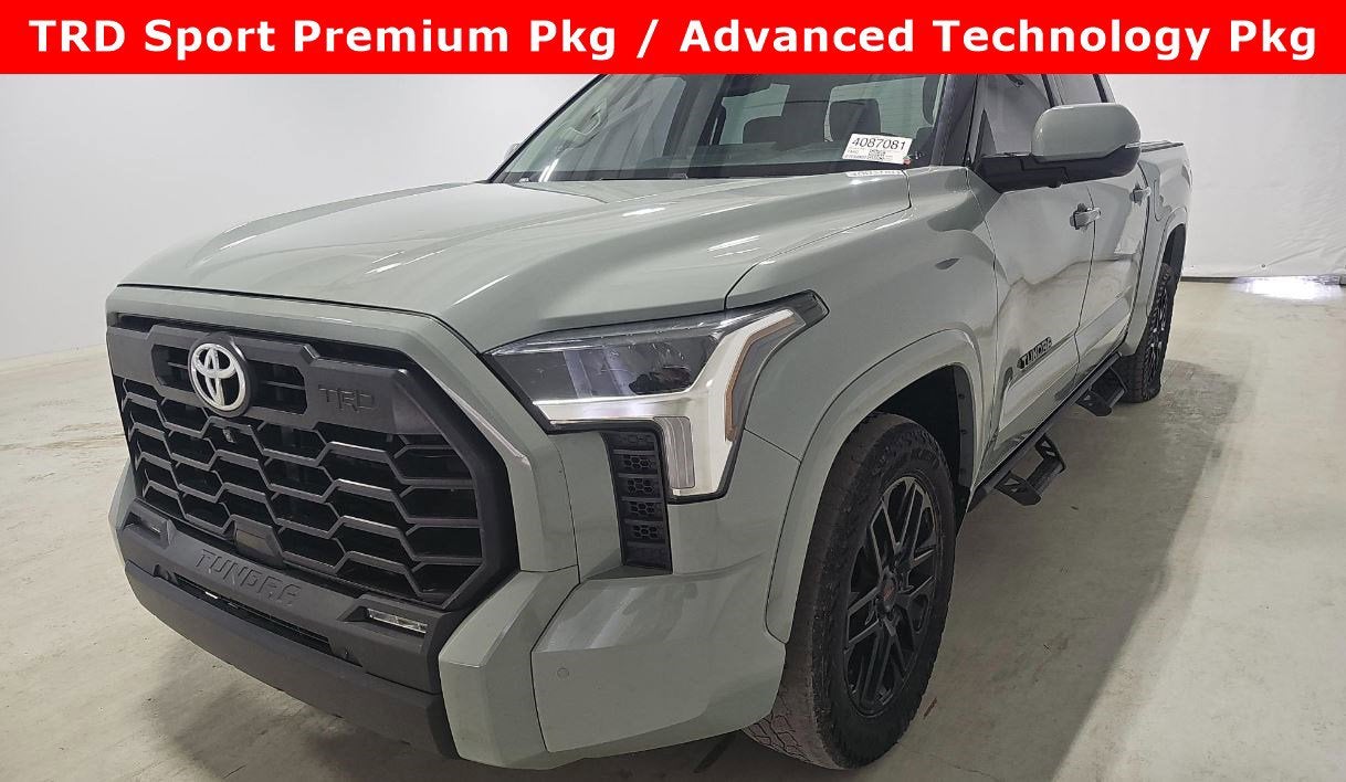 2022 Toyota Tundra 4WD SR5