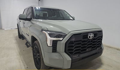 2022 Toyota Tundra 4WD SR5