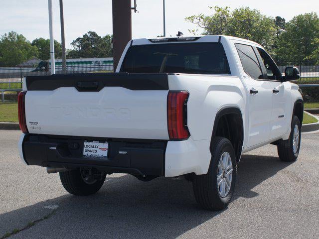 2026 Toyota Tundra 4WD SR5