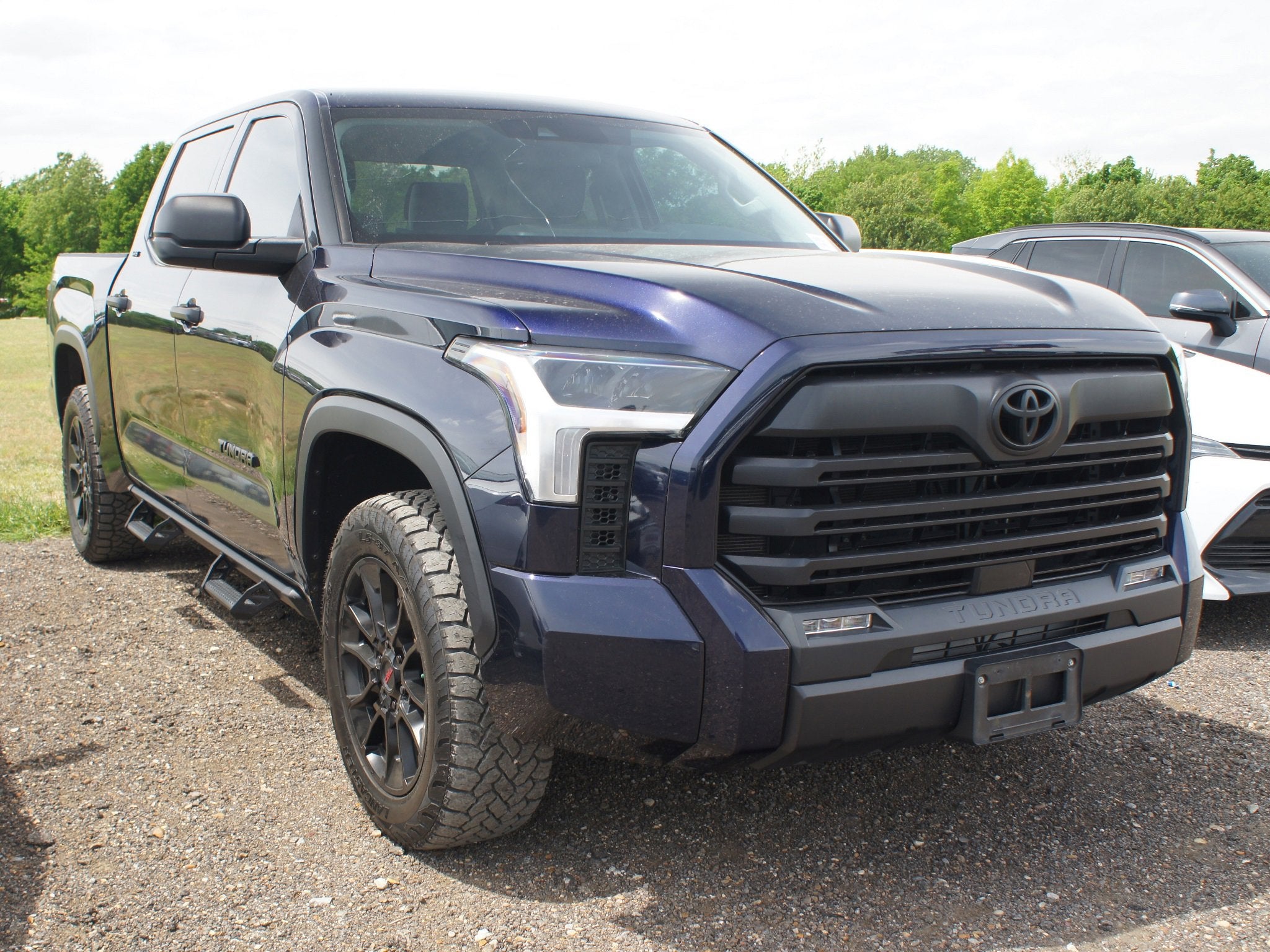 2023 Toyota TUNDRA Base