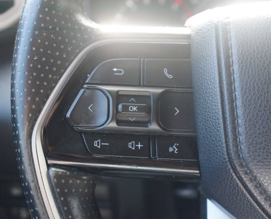 2023 Toyota Tundra 4WD SR5