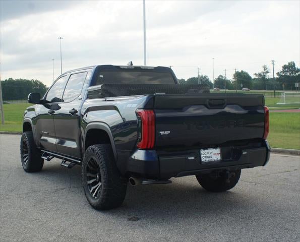 2023 Toyota Tundra 4WD SR5