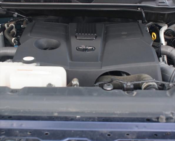 2023 Toyota Tundra 4WD SR5