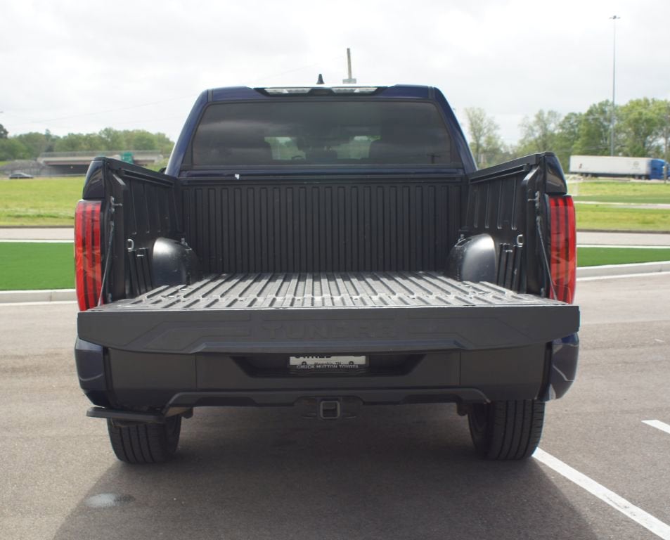 2023 Toyota Tundra 4WD SR5
