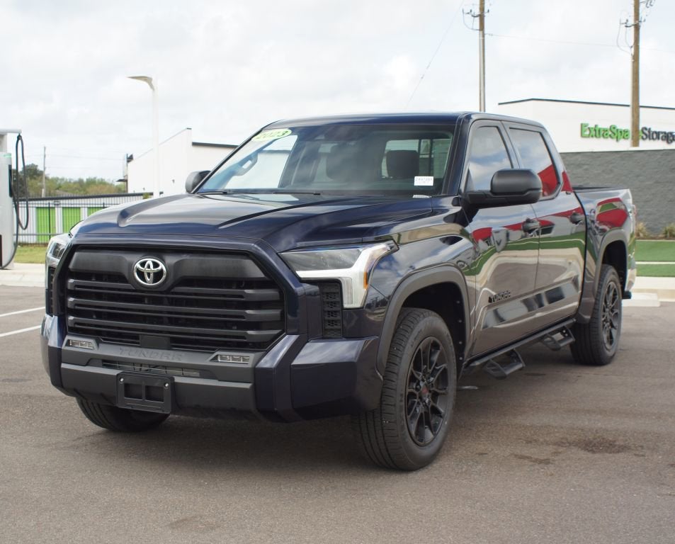 2023 Toyota Tundra 4WD SR5