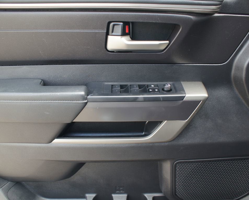 2023 Toyota Tundra 4WD SR5
