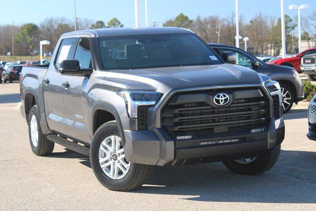 2025 Toyota Tundra 4WD SR5