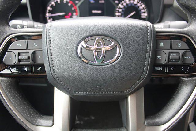 2025 Toyota Tundra 4WD SR5