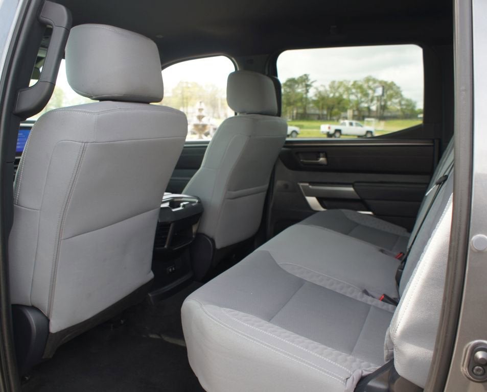 2025 Toyota Tundra 4WD SR5