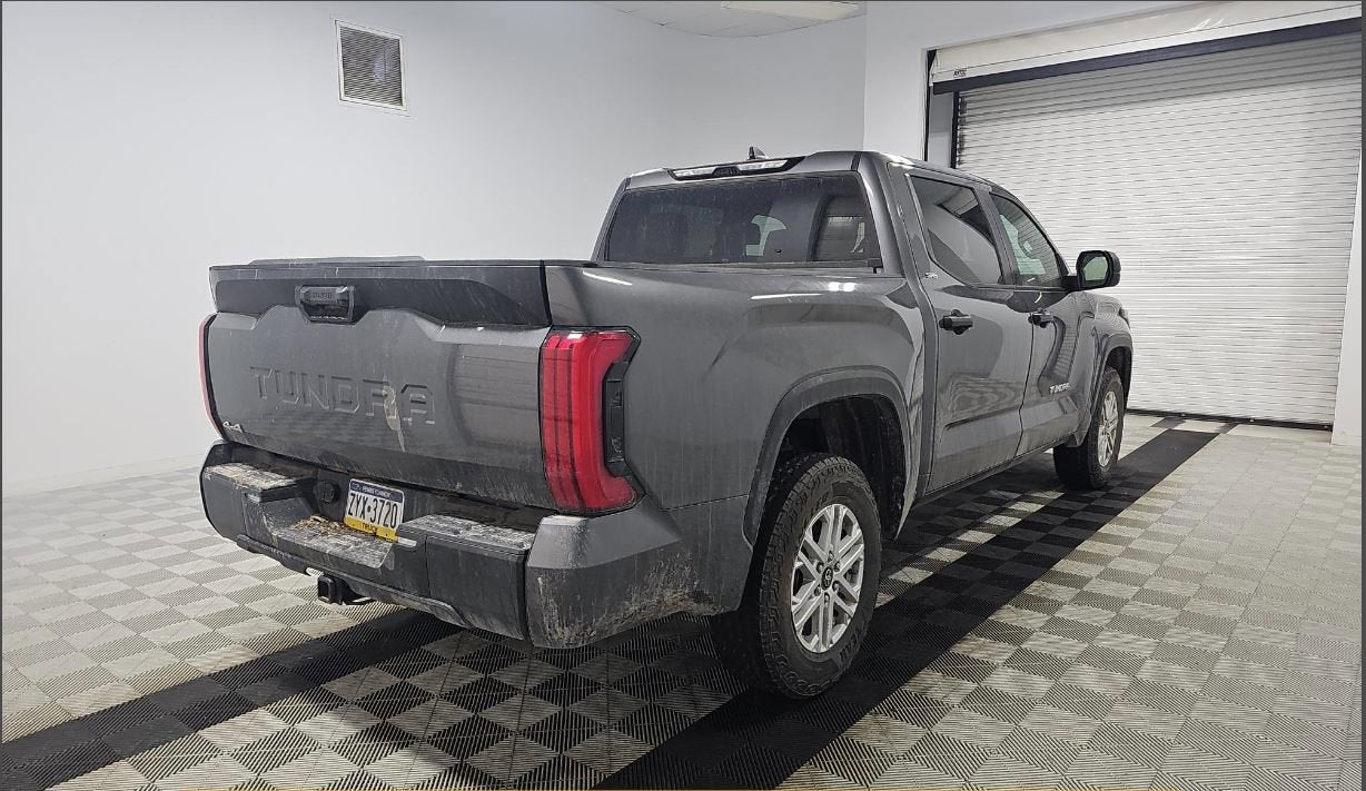 2025 Toyota Tundra 4WD SR5