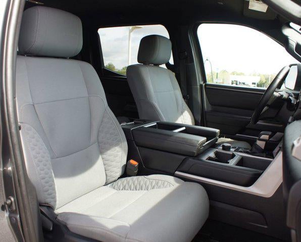 2025 Toyota Tundra 4WD SR5