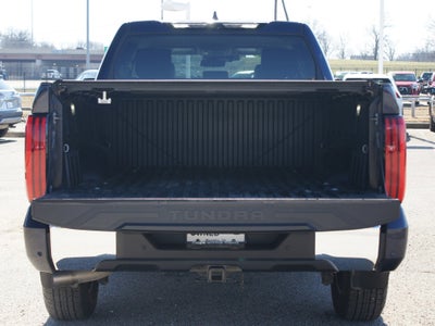 2022 Toyota Tundra 4WD SR5