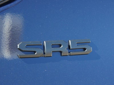 2022 Toyota Tundra 4WD SR5