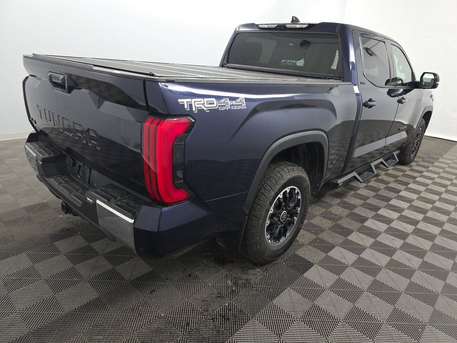 2022 Toyota Tundra 4WD SR5