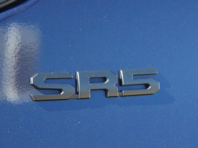 2022 Toyota Tundra 4WD SR5