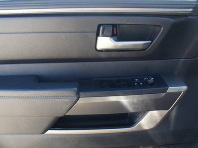 2022 Toyota Tundra 4WD SR5