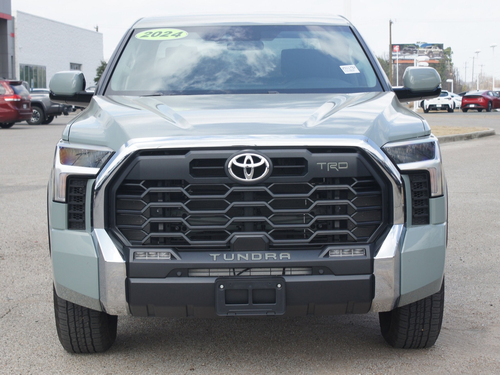 2024 Toyota Tundra 4WD SR5