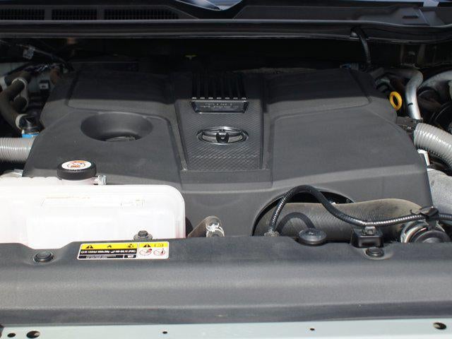 2024 Toyota Tundra 4WD SR5