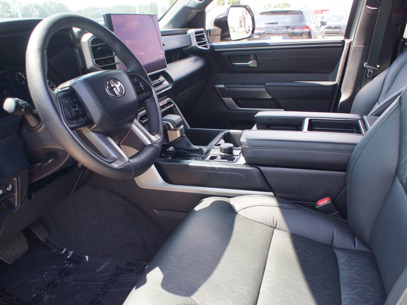 2025 Toyota Tundra 4WD SR5