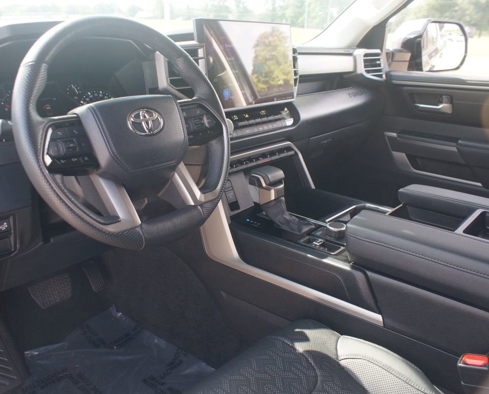 2024 Toyota Tundra 4WD SR5