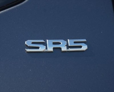 2024 Toyota Tundra 4WD SR5