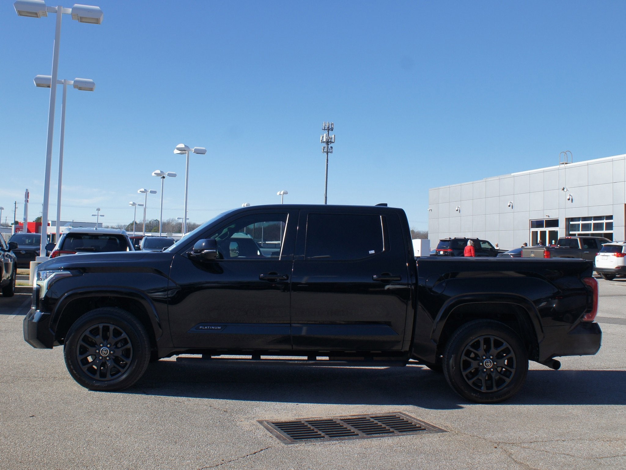 2022 Toyota Tundra 4WD Platinum