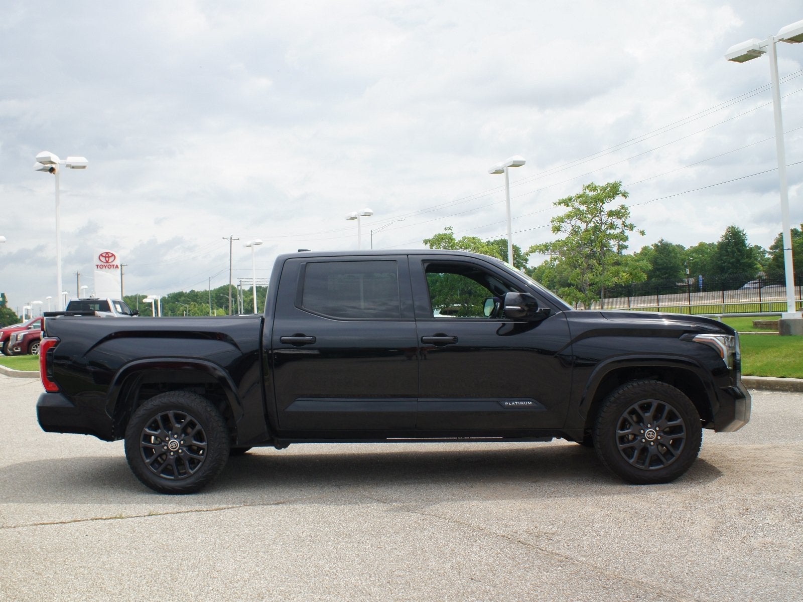 2023 Toyota Tundra 4WD Platinum