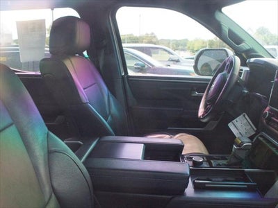 2023 Toyota Tundra 4WD Platinum