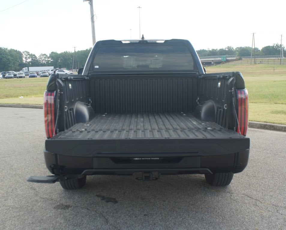2022 Toyota Tundra 4WD Platinum Hybrid
