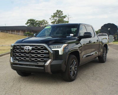 2022 Toyota Tundra 4WD Platinum Hybrid