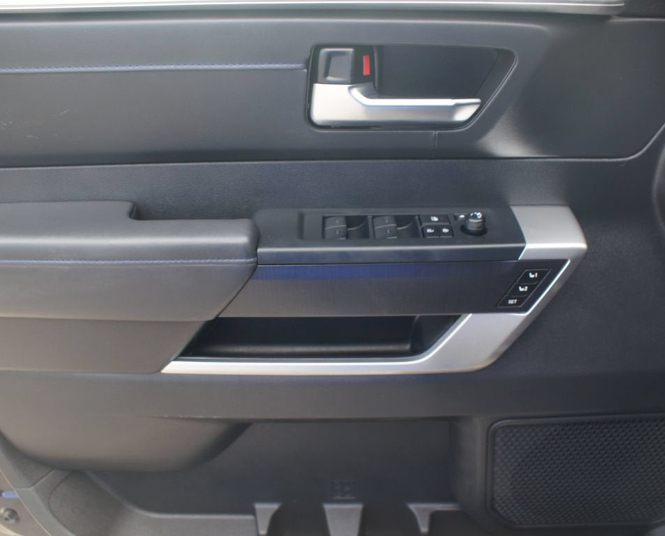 2025 Toyota Tundra 4WD Platinum Hybrid