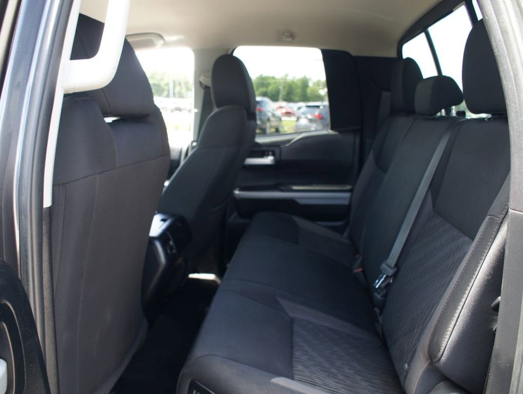 2017 Toyota Tundra 4WD SR5